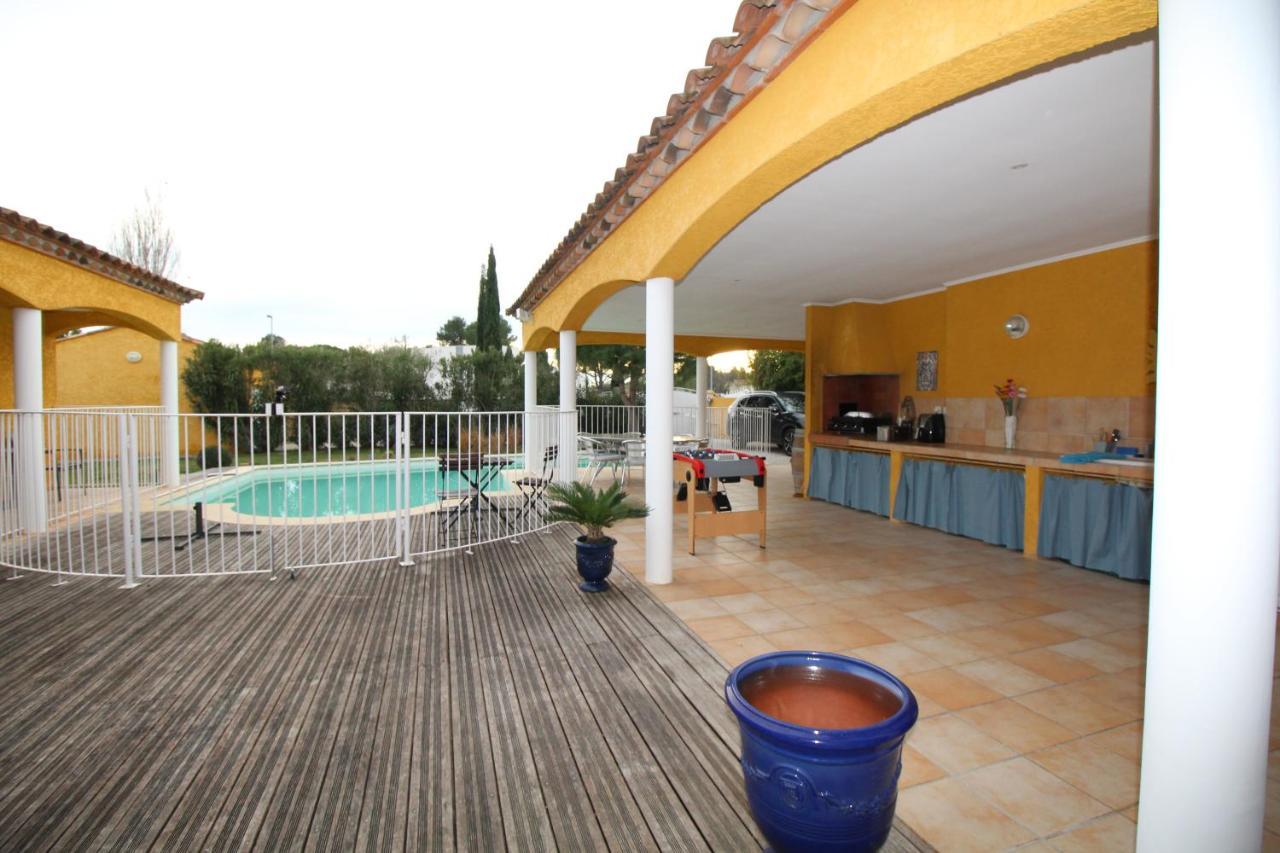 Le Paquebot Villetelle Exterior photo